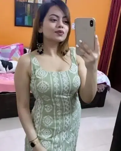 Call Girl Homnabad